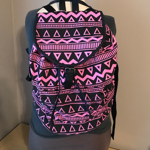Candie's Handbags - COPY - NEW Aztec print pink backpack